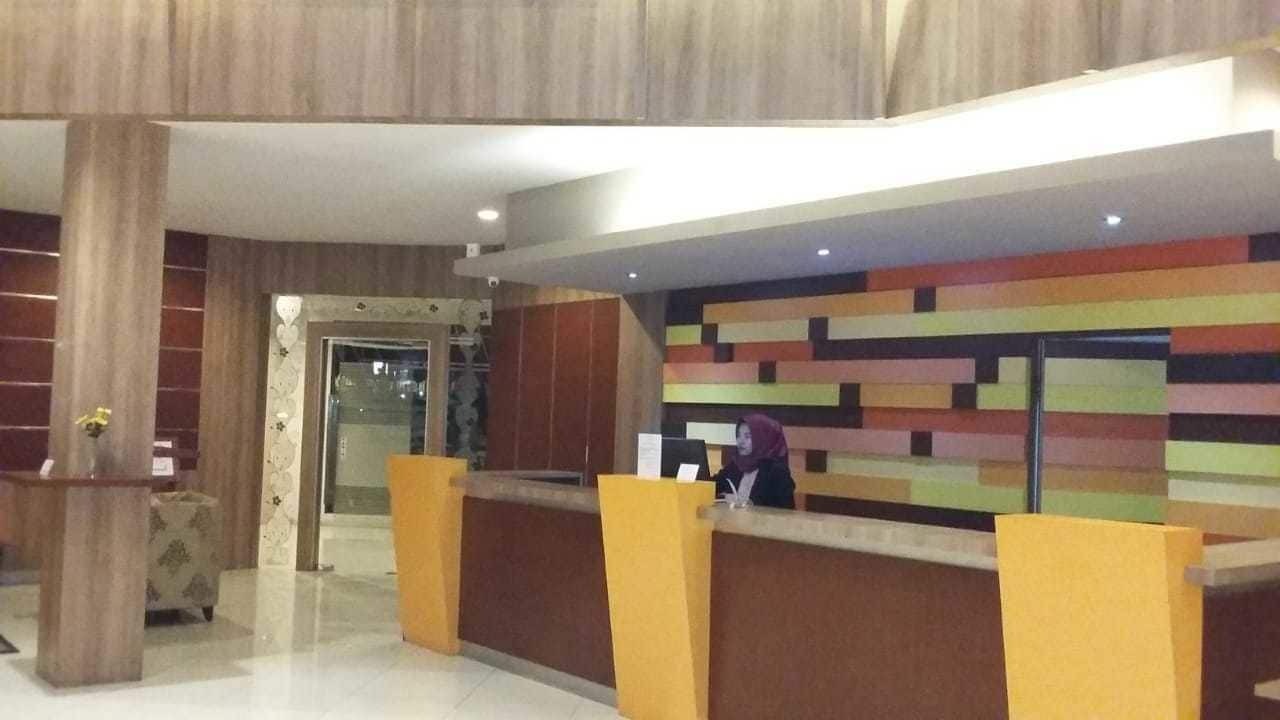 Horison Altama Pandeglang Hotel Exterior photo